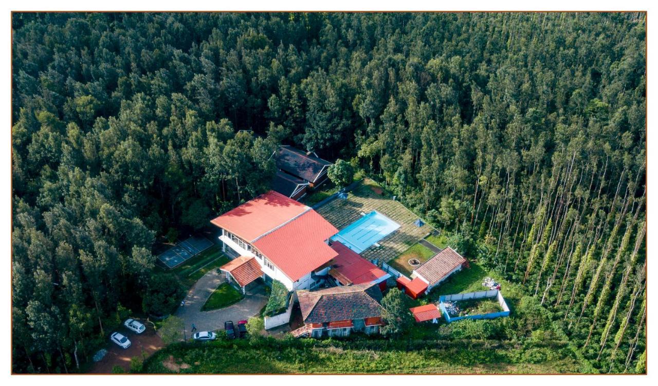 Coffee Grove Resort Chikmagalūr Exteriör bild