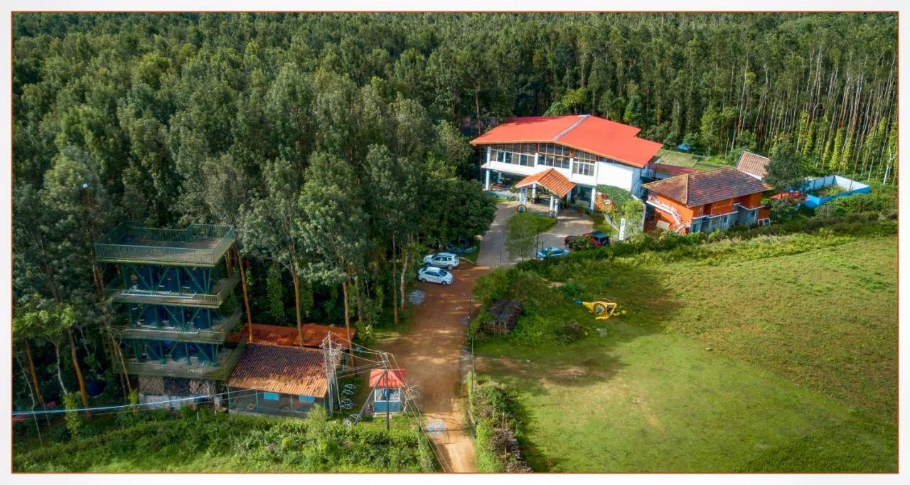 Coffee Grove Resort Chikmagalūr Exteriör bild
