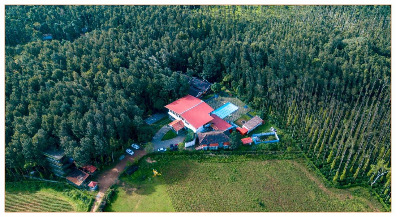 Coffee Grove Resort Chikmagalūr Exteriör bild