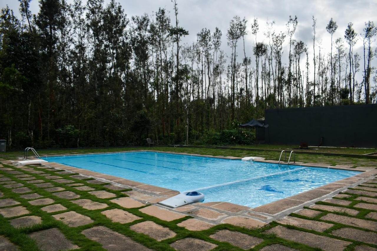 Coffee Grove Resort Chikmagalūr Exteriör bild