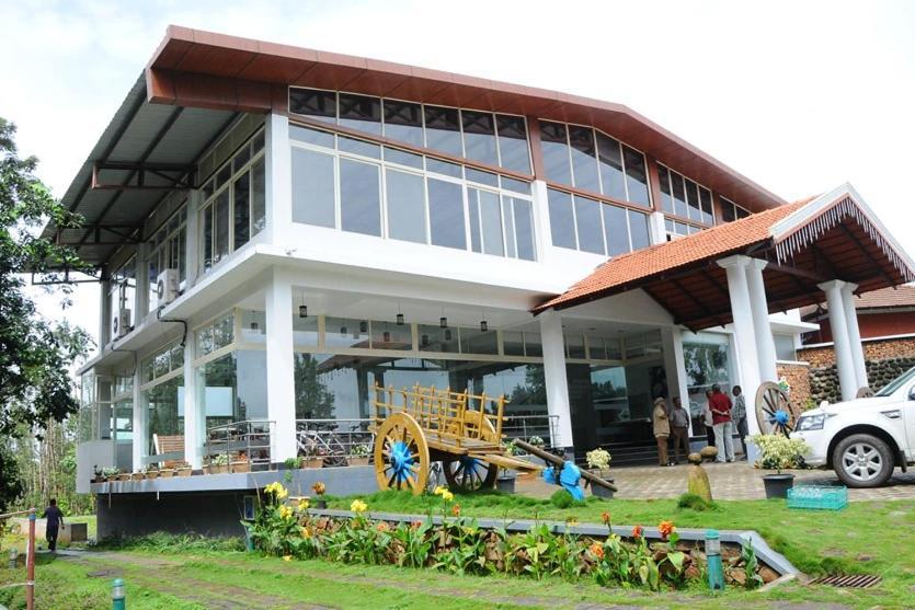 Coffee Grove Resort Chikmagalūr Exteriör bild